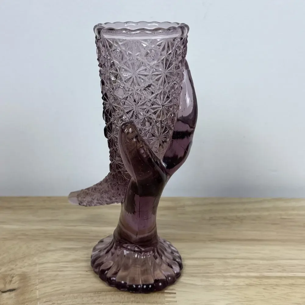 VINTAGE Fenton Art Glass Lavender Hand Holding Cornucopia Vase Daisy & Button 6”